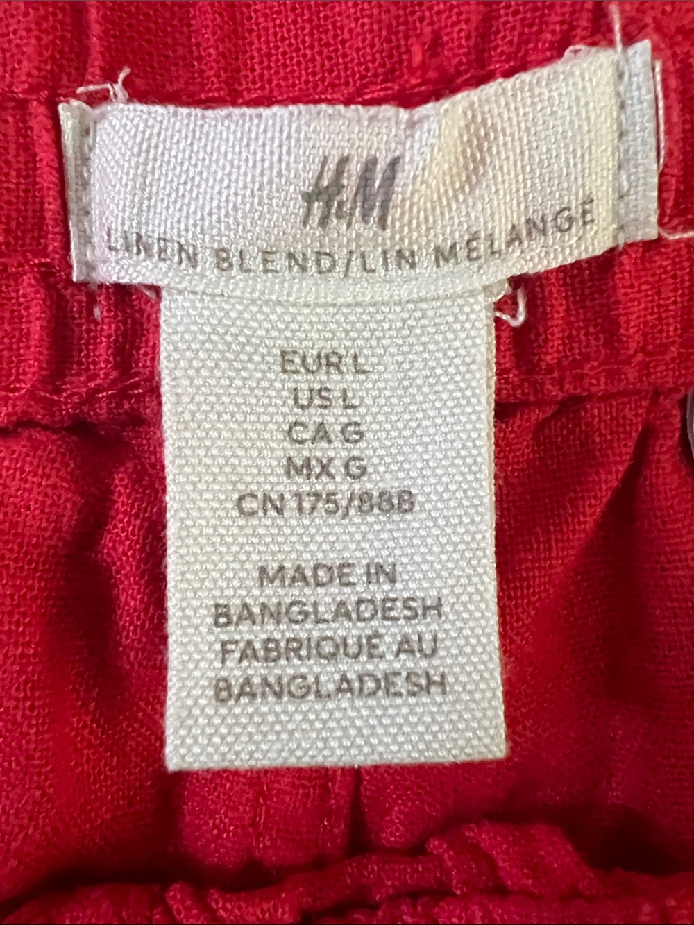 H&M Linen-Blend Drawstring Shorts - Picture 2 of 6